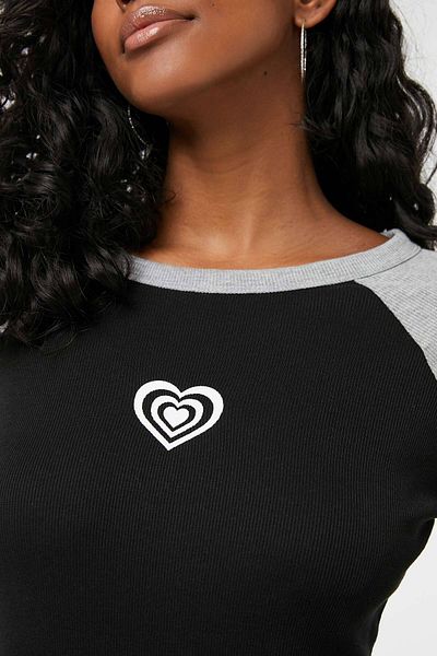 Ardene 2-Tone Raglan Tee with Placement Print