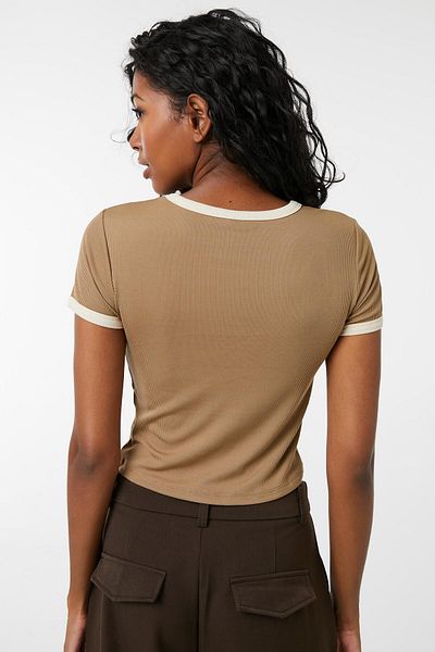Ardene Super Soft Graphic Cropped Tee