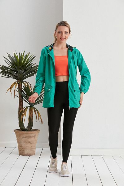 forte bella Fb-0027 Women's Waterproof Hooded Windbreaker Grass Green Hood with Star Pattern