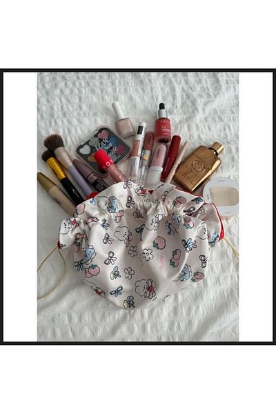 synshop Sanrio Hello Kitty Cat Сладка котка Котешка Козметична Чанта за Грим I Практична Постелка за Грим