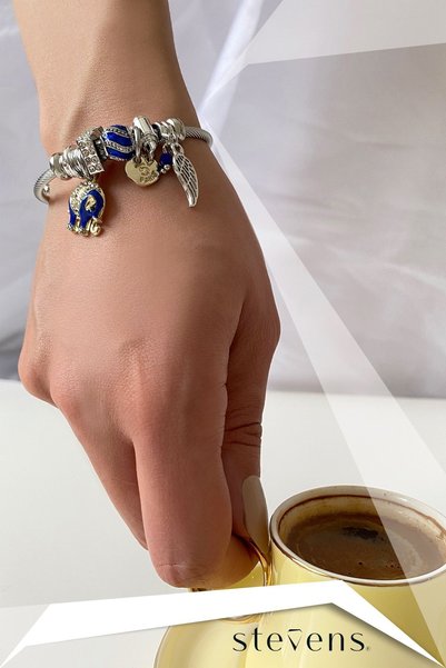 STEVENS Elephant Detailed Handcuff Bracelet Pndr