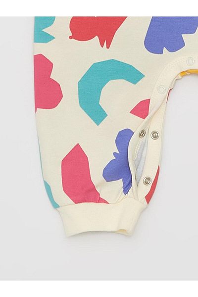 LC Waikiki LCW baby Crew Neck Long Sleeve Baby Girl Jumpsuit