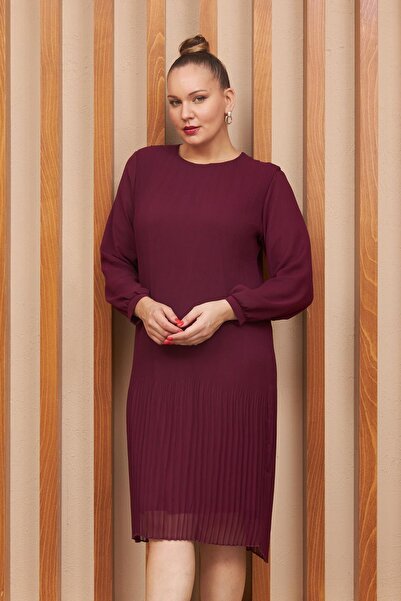 Imagine Giyim The Symbol of Elegance - Plus Size Burgundy Evening Dress, Pleated and Long Sleeve