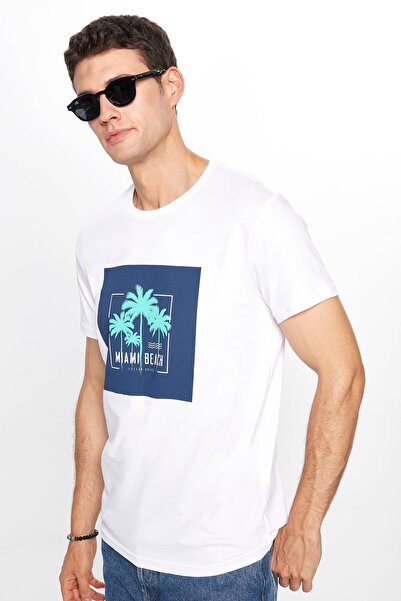 Tudors Λευκό T-Shirt με λαιμόκοψη - 100% βαμβάκι, απαλή υφή, στάμπα και λεπτή...