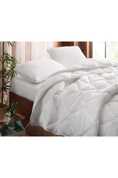 Taç New Season Double Microfiber Quilt + 2-Pillow Set