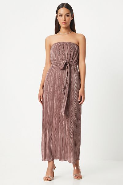 Happiness İstanbul Trägerloses, plissiertes Damenkleid mit Gürtel - Nerz FN03237
