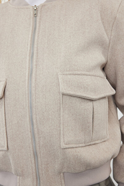 Trendyol Collection Bunda Bomber s razítkem norkové barvy - TWOAW25MO00085