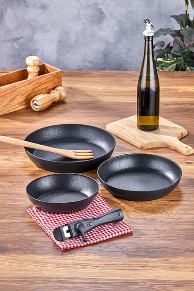 Taç Easy Connect 3-Piece Plug-in Handle Pan Set / Ergonomic Plug-in Handle