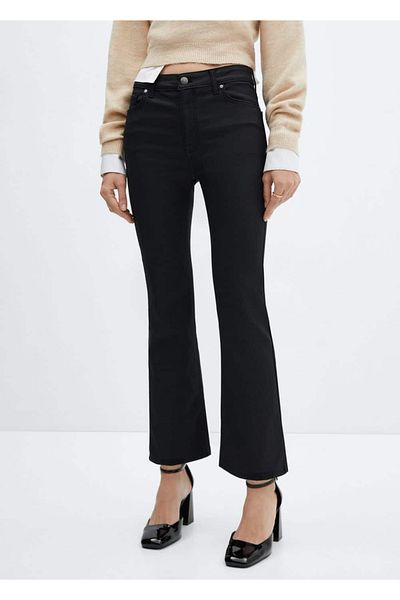 MANGO Woman Sienna Flare - Crop Waxed Jean Kalhoty
