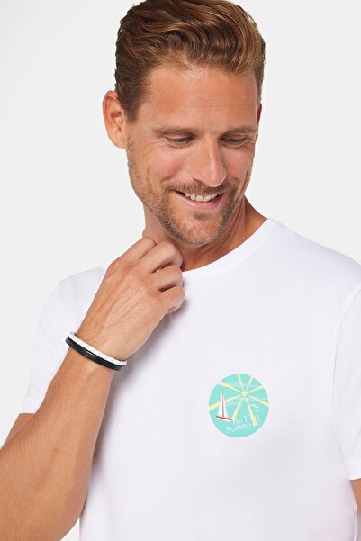 Tudors Λευκό T-Shirt με λαιμόκοψη - 100% βαμβάκι, απαλή υφή, στάμπα και λεπτή εφαρμογή