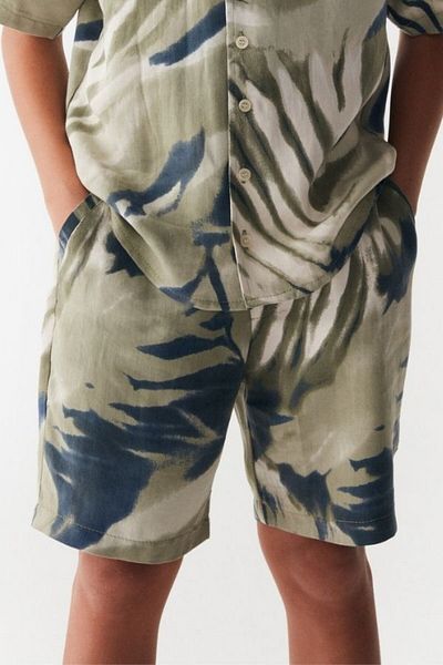 nk kids Canyonba Boys' Double Suit - T-Shirt and Shorts Set