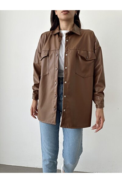 BEJNA Dámská košile s hnědou kapsou z umělé kůže