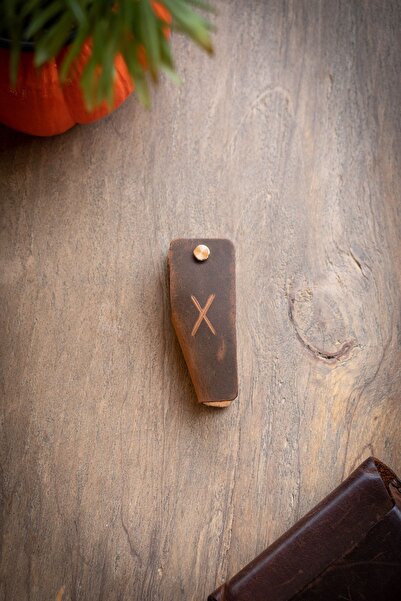 minimal X design Leather Keychain V 3-4 Key Capacity - Tan Crazy - Minimalist Design