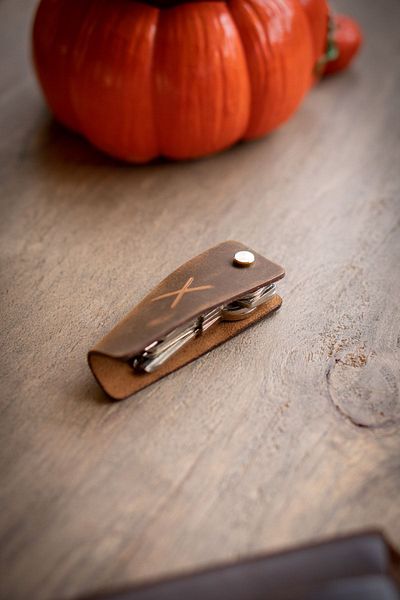 minimal X design Leather Keychain V 3-4 Key Capacity - Tan Crazy - Minimalist Design