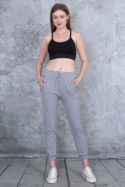 Dynamic Women's Jogger Pants with Ribbed Pockets
