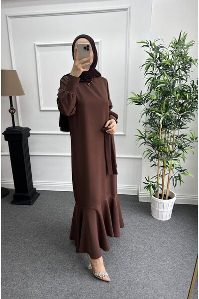 Nisa Nalbantoğlu Kahve Taşlı Kemerli Krep Davet Elbisesi (Arkası Fermuarlı)