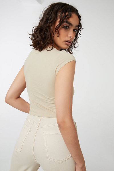 Ardene Graphic Cap Sleeve Cropped Tee