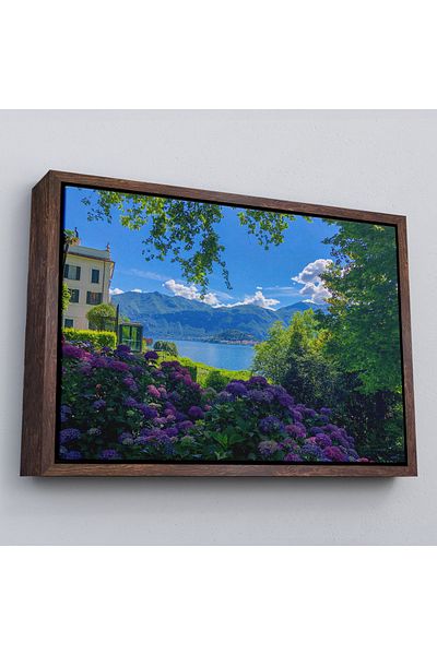 Harita Sepeti Tablou de perete pentru casă cu vedere la lac între flori violet într-un cadru-3673