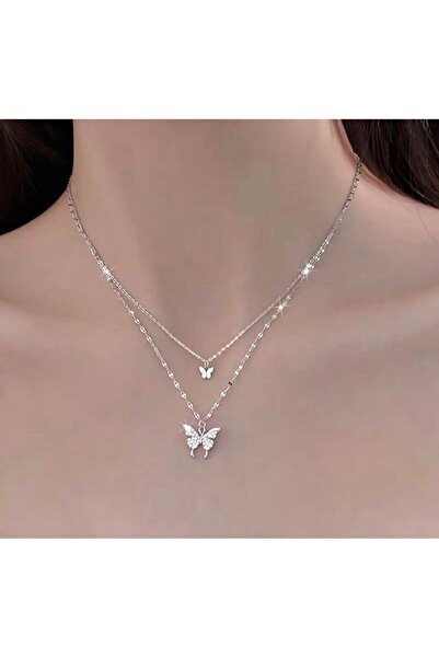 Porlash قلادة على شكل فراشة صغيرة