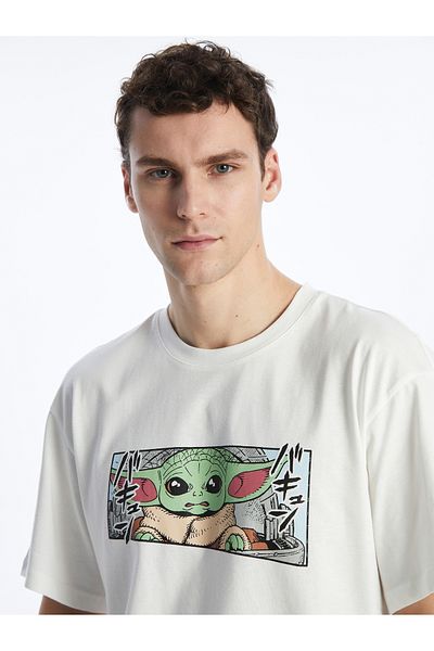 LC Waikiki Star Wars Bedrucktes Herren-T-Shirt – Rundhalsausschnitt, kurze Ärmel, gekämmte Baumwolle