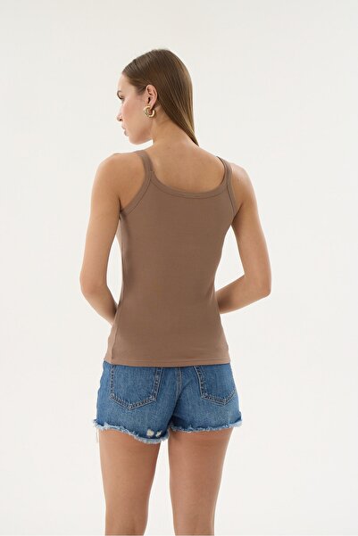 Sevim 16155 Дамска тениска с тънки презрамки и оребрена каишка