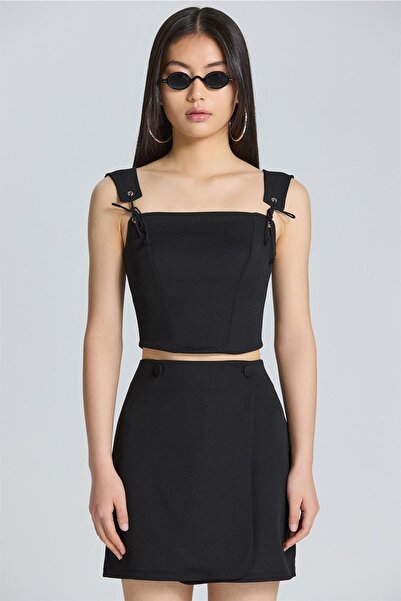 boutiquen 2584 Black Crop with Lace Strap