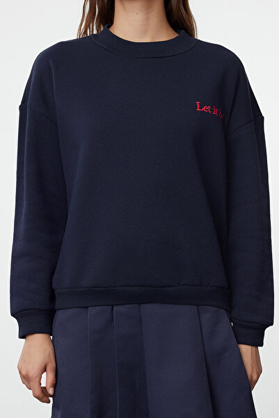 Trendyol Collection Sötétkék hímzett pulóver