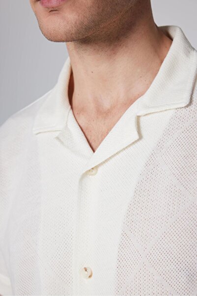 Tudors White Slim Fit Square Patterned Knitted Shirt - Short Sleeve, Breathable, Apache Collar