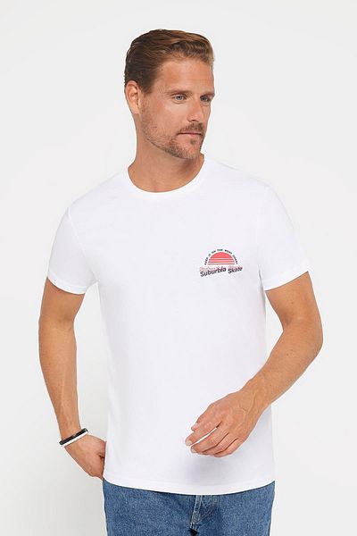 Tudors Λευκό T-Shirt με λαιμόκοψη - 100% βαμβάκι, απαλή υφή, στάμπα και λεπτή εφαρμογή
