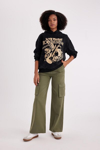 DeFacto Oversize Wide Fit Back Printed Hooded Washable Faded Effect Sweatshirt B7281Ax23Wn