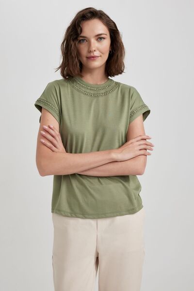 DeFacto Short Sleeve Crew Neck T-Shirt - X8746az23sp