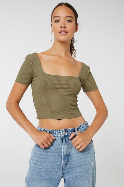Ardene Cropped Scoop Neck Tee