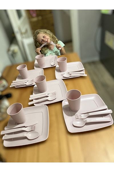 HOLLYHOME Magic 31 Piece Picnic Set for 6 People with Zipper Bag Powder Washable Hh