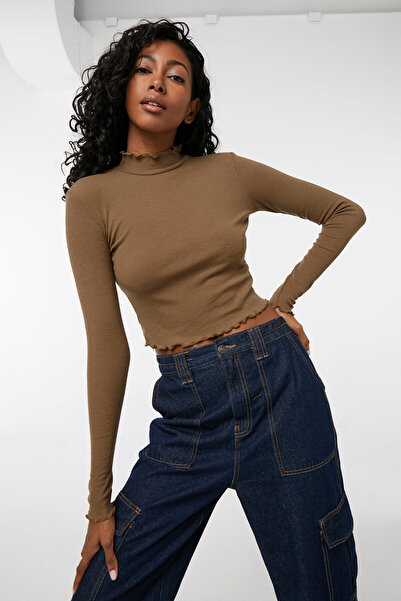 Ardene Lettuce Edge Long Sleeve Top