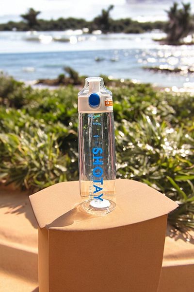 YDGR 750 ml Press-on Water Bottle with Shaker and Finger Strap - Practicality of Elegance