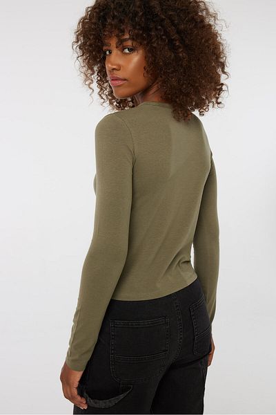 Ardene Basic Fitted Long Sleeve Tee