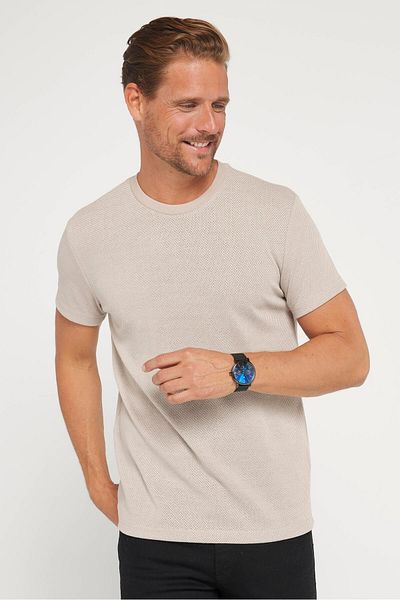 Tudors Tricou flexibil bej slim fit tricotat cu decolteu