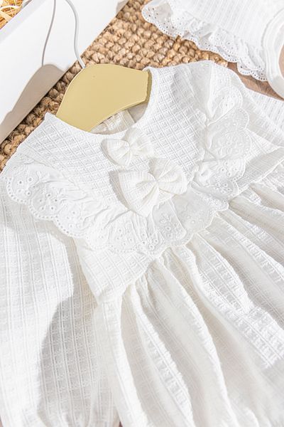 Babymod Self Patterned Baby Girl Jumpsuit with Laced Hat