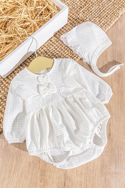 Babymod Self Patterned Baby Girl Jumpsuit with Laced Hat