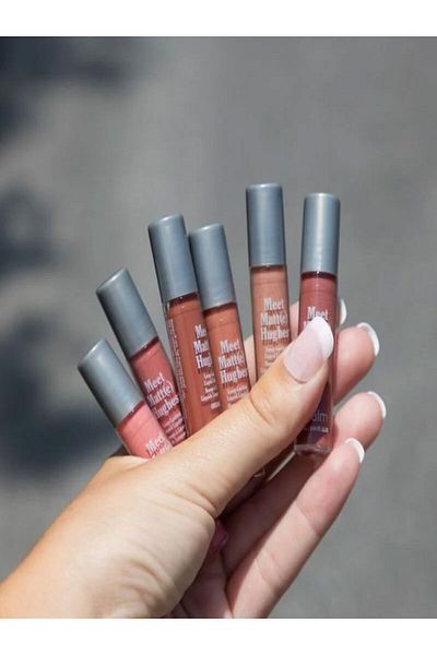 the balm Meet Matte Hughes 6-Piece Lipstick Set travel size LICIT MATTE LIPSTICK 1.2 ML Lipsticks