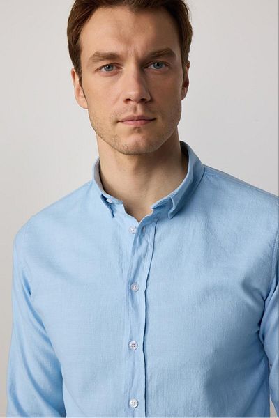 Tudors Cămașă albastră Slim Fit pentru bărbați - mânecă lungă, 100% bumbac, textura in, guler cu nasturi