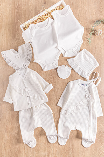 Babymod Scalloped Self Patterned 8-Piece Baby Girl Hospital Outlet Baby Set