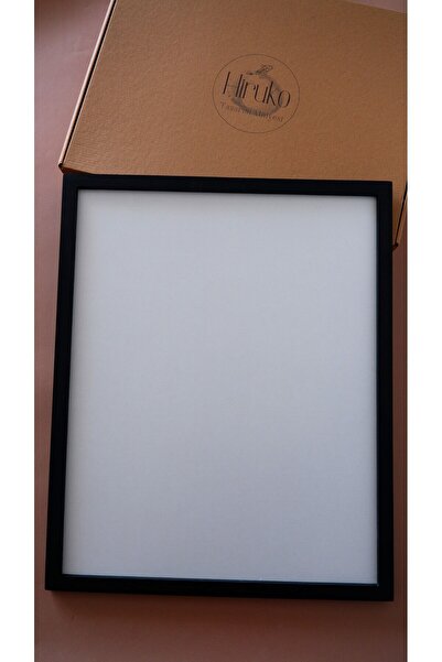 Hiruko Tasarım Atölyesi Ahşap Çerçeve Iç Ölçü 35x50 Cm Premium Frame Siyah & Beyaz & Ahşap Çerçeve