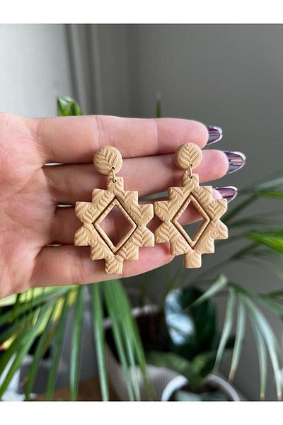 Gizy Store Polymer Clay Handmade Cream Beige Aztec Patterned Earrings