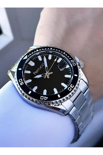 Ferrucci Men's Metal Band Wristwatch
