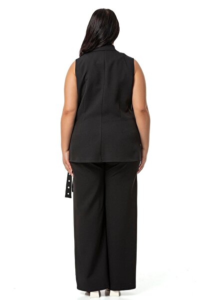 DISENTIS MODEST Nagy méretű fekete szemű öves mellény és nadrág szett