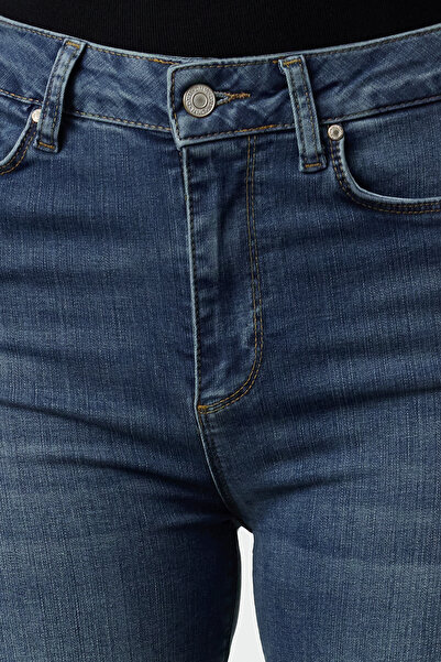 Trendyol Collection Сині джинси з високою талією та еластичною посадкою TWOAW24JE00066