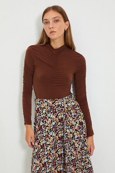 Trendyol Collection Кафяво, тънко, детайлно разтегливо плетено тяло с щракващи се закопчалки TWOAW20BD0052