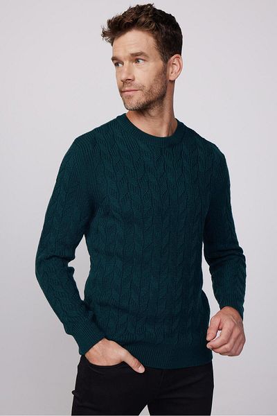 Tudors Slim-Fit Slim-Fit-Strickpullover für Herren mit Rundhalsausschnitt und Muster in Grün