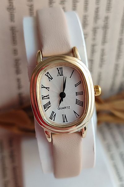 QUARTZ Retro Minimal Leather Cord Vintage Women's Wristwatch New Fashion